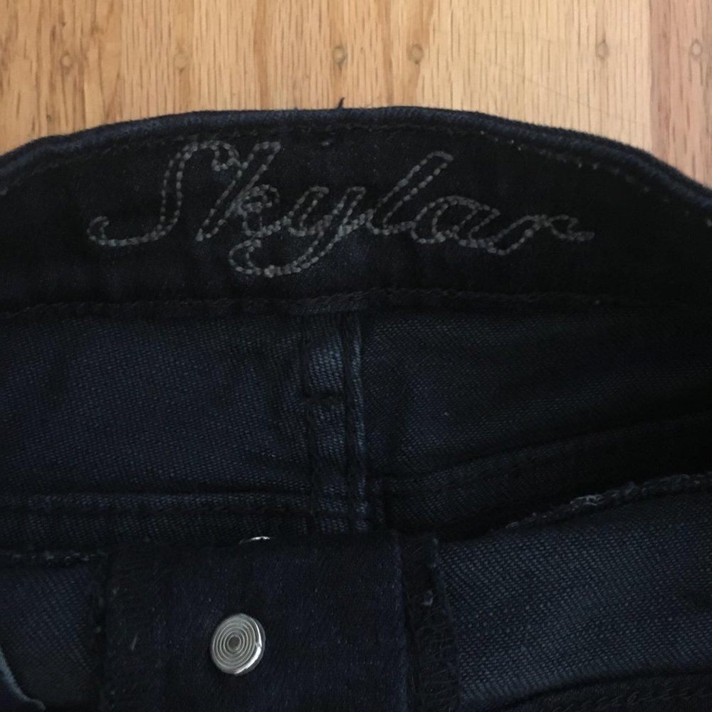 Delia's Skylar High-Waist Dark Wash Jean Shorts - Picture 4 of 5